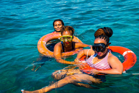 Esnórquel en el Parque Marino de Watamu y Marisco en la Isla SudiSalida de Mambrui