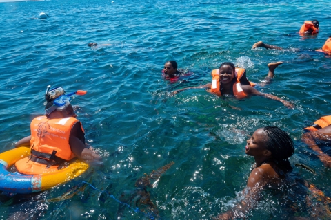 Plongée en apnée dans le parc marin de Watamu et fruits de mer sur l'île de SudiDépart de Malindi