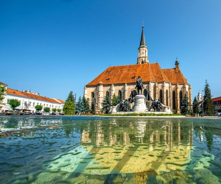 Cluj: Private custom tour with a local guide