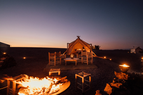 Au départ de Marrakech : Dîner, musique et spectacle de feu dans le désert d'Agafay