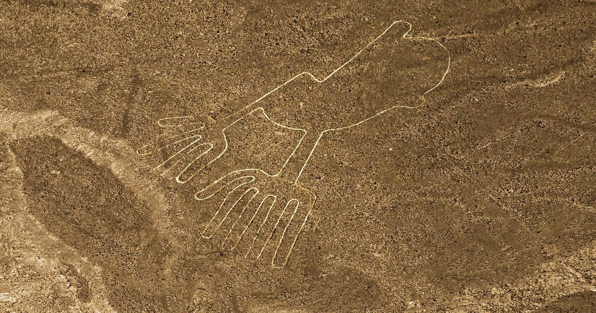 Nazca Rocks From Nazca: Flight over the Nazca Lines 35 minutes | GetYourGuide