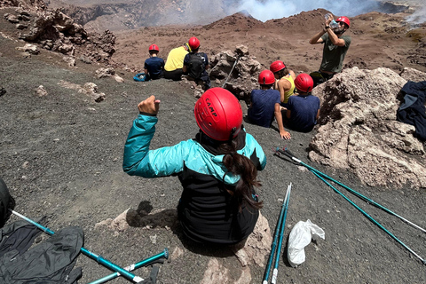 Etna: Krater Centralny (3340 m n.p.m.) z kolejką linową i jeepemEtna: wycieczka do krateru centralnego (3340)