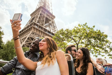 Moulin Rouge - Paryż: Zdobądź bilety | GetYourGuide