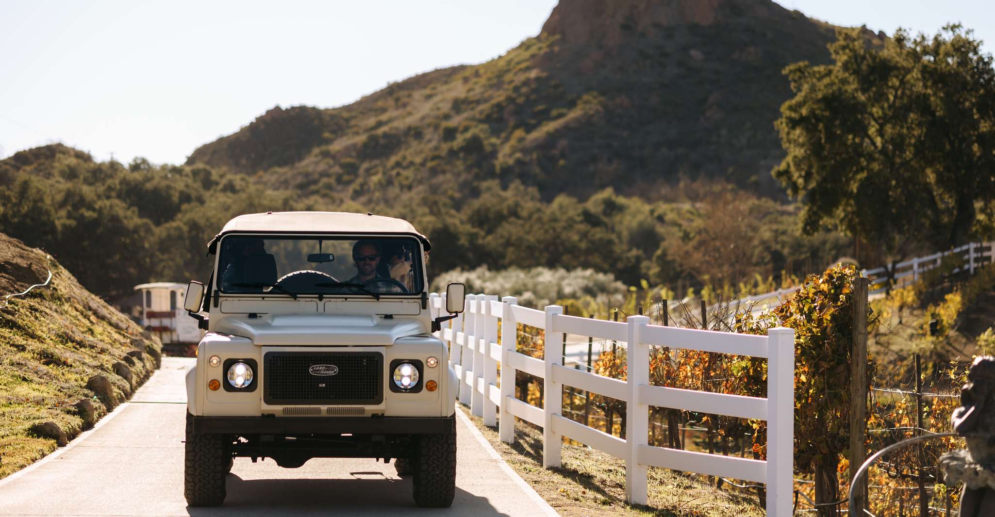 Los Ángeles, Malibu 4x4 Tour Viñedo Privado - Hizvo