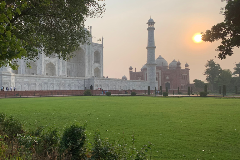 Same Day Agra Tour From Delhi To Agra by AC Car Same Day Agra Tour From Delhi - All Inclusive Package