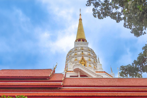 Au départ de Khao Lak : Visite privée des 3 templesAnglais : Petit groupe privé de 1 à 10 personnes