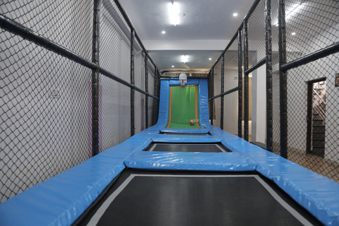 Udaipur: Kinder Indoor Soft Play Bereich & Trampolin