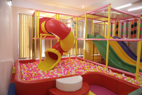 Udaipur: Kinder Indoor Soft Play Bereich & Trampolin