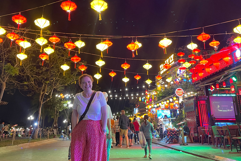 Descubre la ciudad antigua de Hoi An por la nocheDescubre Hoi An de noche