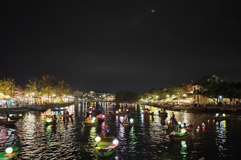 Descubre la ciudad antigua de Hoi An por la nocheDescubre Hoi An de noche