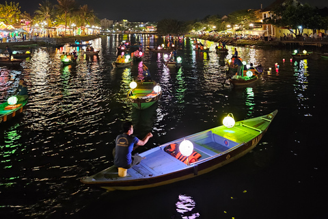 Descubre la ciudad antigua de Hoi An por la nocheDescubre Hoi An de noche