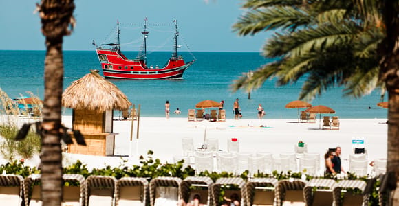 Von Orlando: Tagestour zum Clearwater Beach mit Optionen