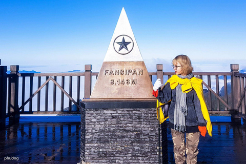 De Hanói: 2 dias em Sapa com o pico Fansipan e trekkingExcursão de Hanói