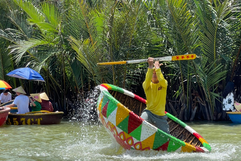 Passeio de barco em Ba Tran Basket e refeições vietnamitas