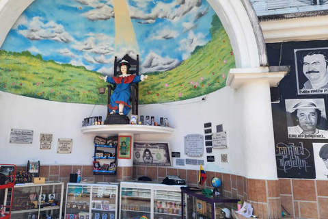 Medellín: Tour Pablo Escobar Group and Economic