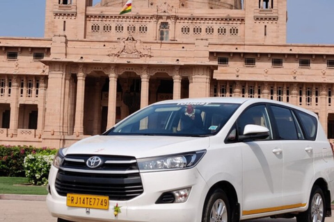 Privater Transfer von Jodhpur nach Jaisalmer mit Osian-Tempel