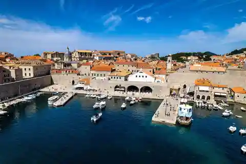 Coucher de soleil romantique à Dubrovnik - tour en bateau privé