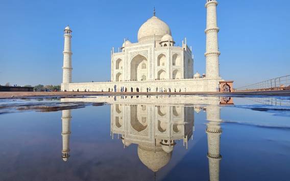 Von Delhi: Taj Mahal Sonnenaufgang mit Agra Fort Tagesausflug mit dem Auto