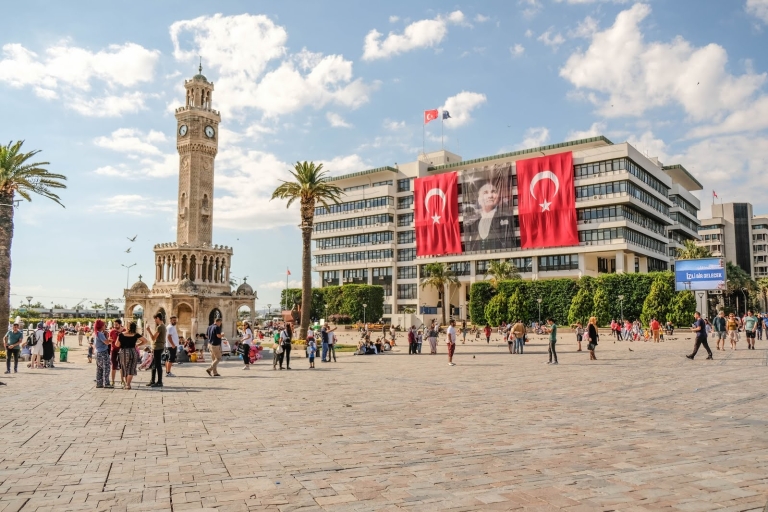 Z Cesme: Prywatna wycieczka po Izmirze i Agora z lunchem