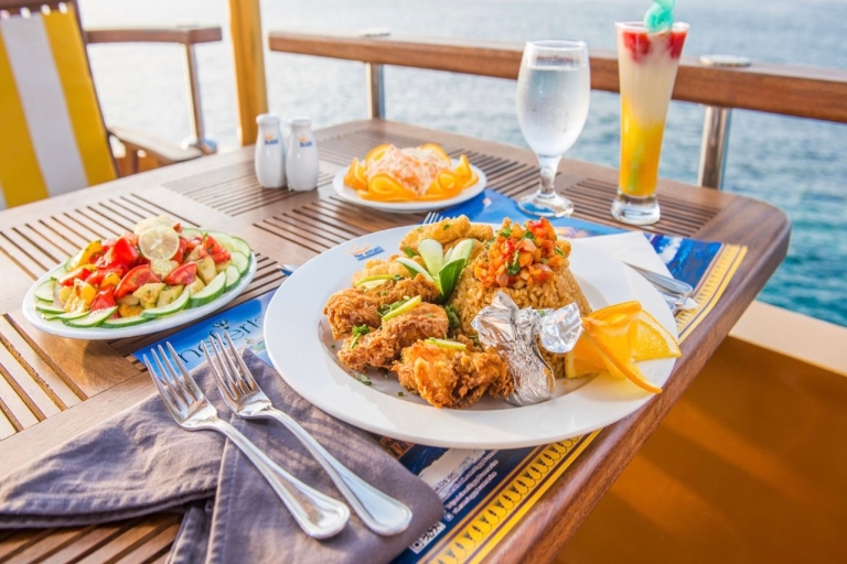 Marsa Alam: Nefertari Cruise with Snorkeling & Lunch/dinner Port Ghalib: Nefertari Turtle bay morning / sunset cruise