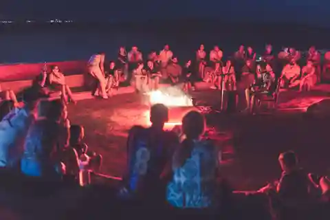 From Marrakech: Agafay Desert Camel Ride and Dinner and Show