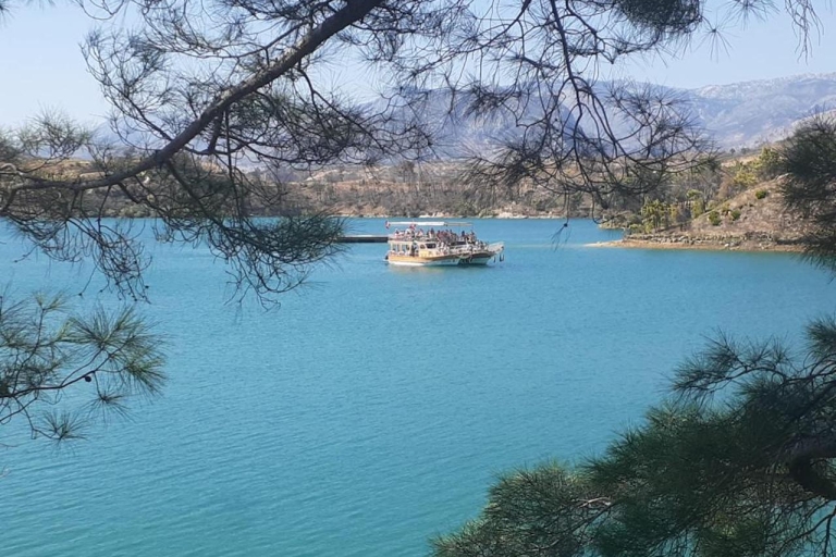 Côté : Bus Cabrio et excursion en bateau au lac vert