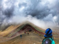 De Cusco Rainbow Mountain avec buffet déjeuner et petit-déjeuner - Housity