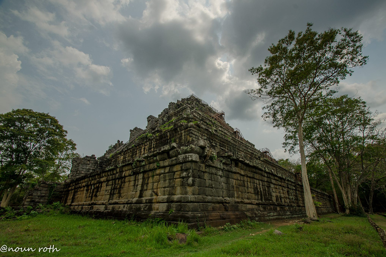 5 giorni con tutte le attrazioni imperdibili a Siem Reap5 giorni Tutti i templi imperdibili, la cascata e il villaggio galleggiante