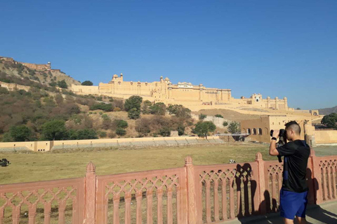 Vanuit Delhi: Jaipur-tour op dezelfde dag met de autoTour alleen met autobestuurder en gidsservice