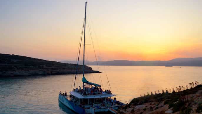 Malta: crociera serale in catamarano sulla Laguna Blu