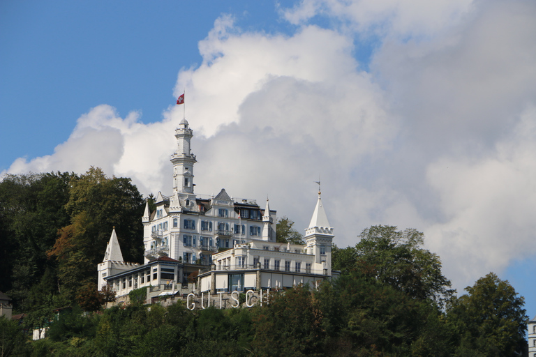 Luzern: Privé wandeltour met een lokale gidsLuzern: privéwandeling met een lokale gids