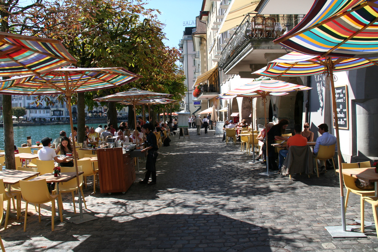 Lucerne: Private Walking Tour with a Local Guide