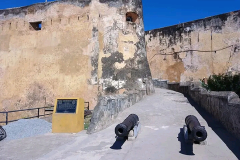 Recorrido a pie gratuito para degustar la comida callejera de Mombasa.