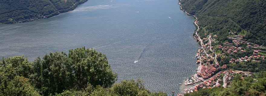 Lac de Côme : Excursion en voiture privée avec un habitant de la région