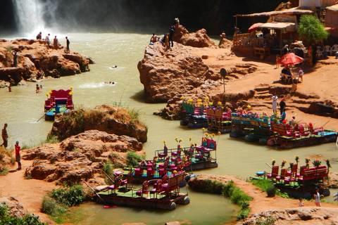 Von Marrakech aus: Ouzoud Wasserfälle, Wanderung und Bootstour