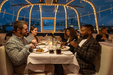 Montreal: Le Bateau-Mouche À La Carte Menu Dinner Cruise Dinner Cruise - (WINDOW Seating)
