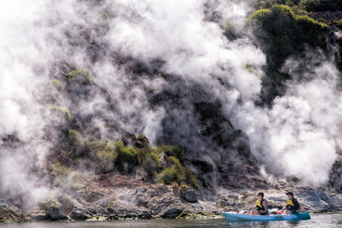 Rotorua: Guided Waimangu Walk and Steaming Cliffs Kayak Tour