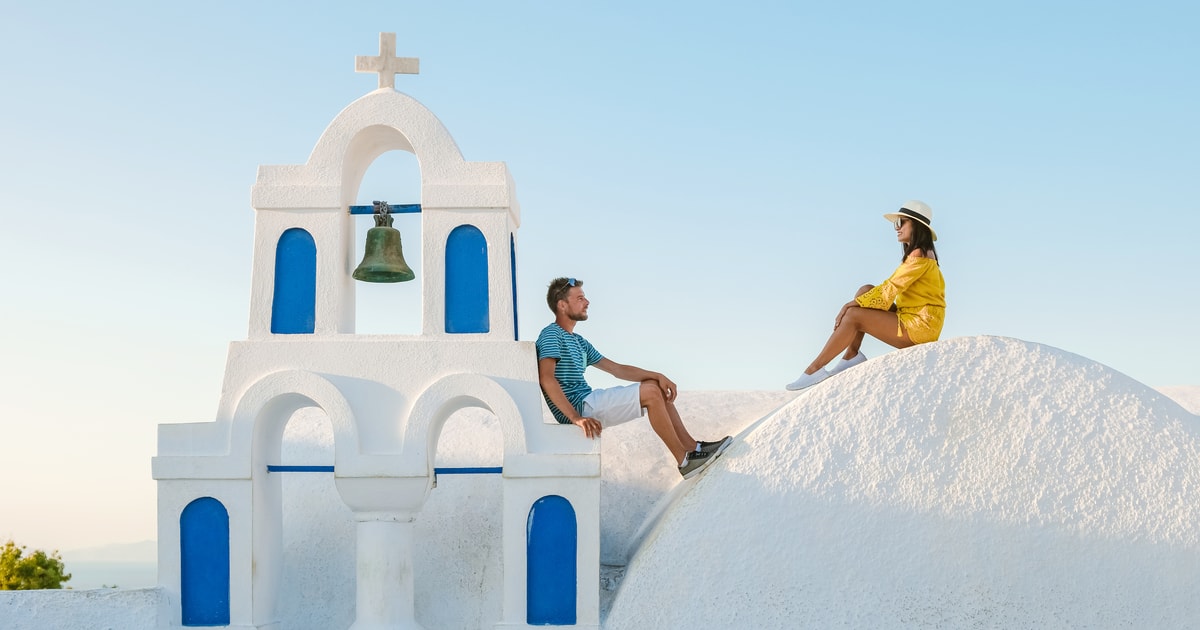 Санторини: профессиональная фотосессия в деревне Ия | GetYourGuide