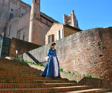 Stroll with Madame de Lapérouse in 18th-Century Albi