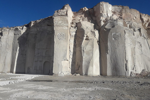 Tour + escursione alla Rotta del Sillar e alle Culebrillas ad ArequipaTour + escursione al Cammino del Sillar e alle Culebrillas ad Arequipa