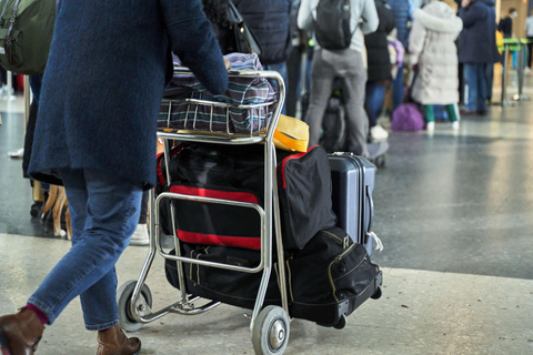 Servicio de traslado al aeropuerto de Agadir o Taghazout 24 horas al día, 7 días a la semana