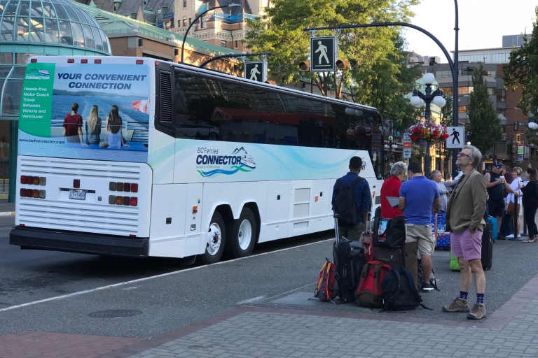 Ferry de Victoria a Vancouver con traslado en autobúsDepósito Victoria a Century Plaza - Traslado en autobús