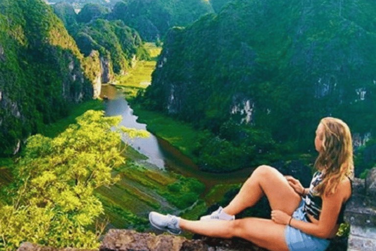 Ninh Binh: Hoa Lu & Trang An & Hang Mua with Small Group Ninh Binh: Highlights with Hoa Lu & Trang An & Hang Mua