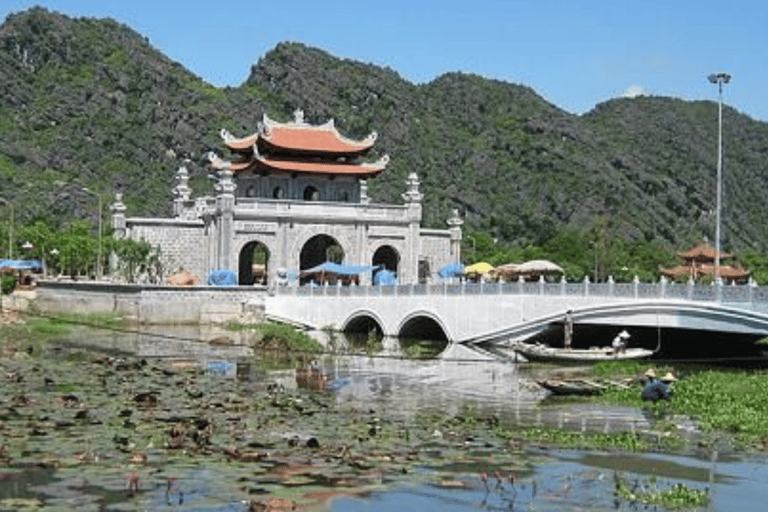 Ninh Binh: Hoa Lu & Trang An & Hang Mua with Small Group Ninh Binh: Highlights with Hoa Lu & Trang An & Hang Mua