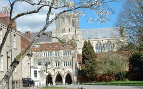 Winchester: Smartphone Self-Guided Heritage Walks