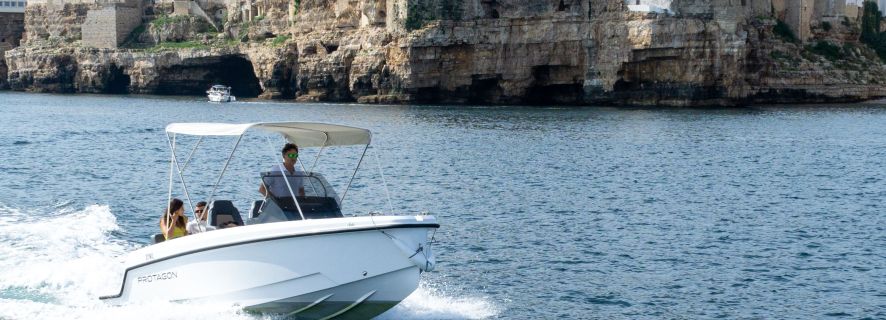 Полиньяно-а-Маре: тур по пещерам и гротам на лодке со Spritz