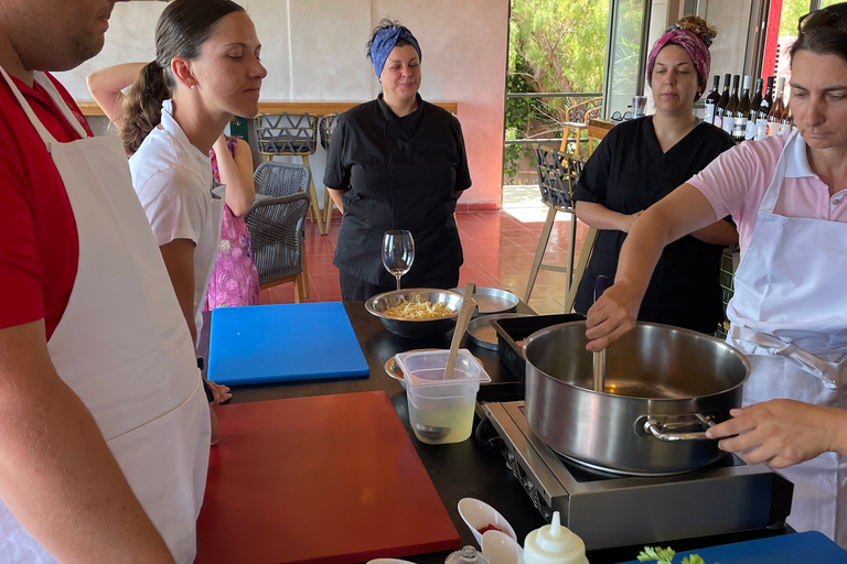 Argassi : Expérience de cuisine grecque avec un localGoûtez à la culture grecque : Une expérience culinaire en direct à Za