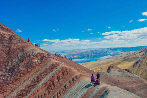 Pallay Poncho del Apu T'acllo Excursión a la Montaña del Arco Iris