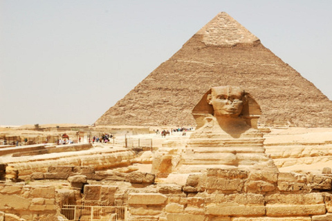 Cairo: Shared Half-Day tour of the Pyramids of Giza &guide