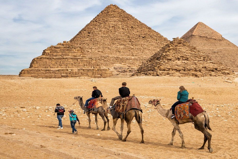 Cairo: Shared Half-Day tour of the Pyramids of Giza &guide